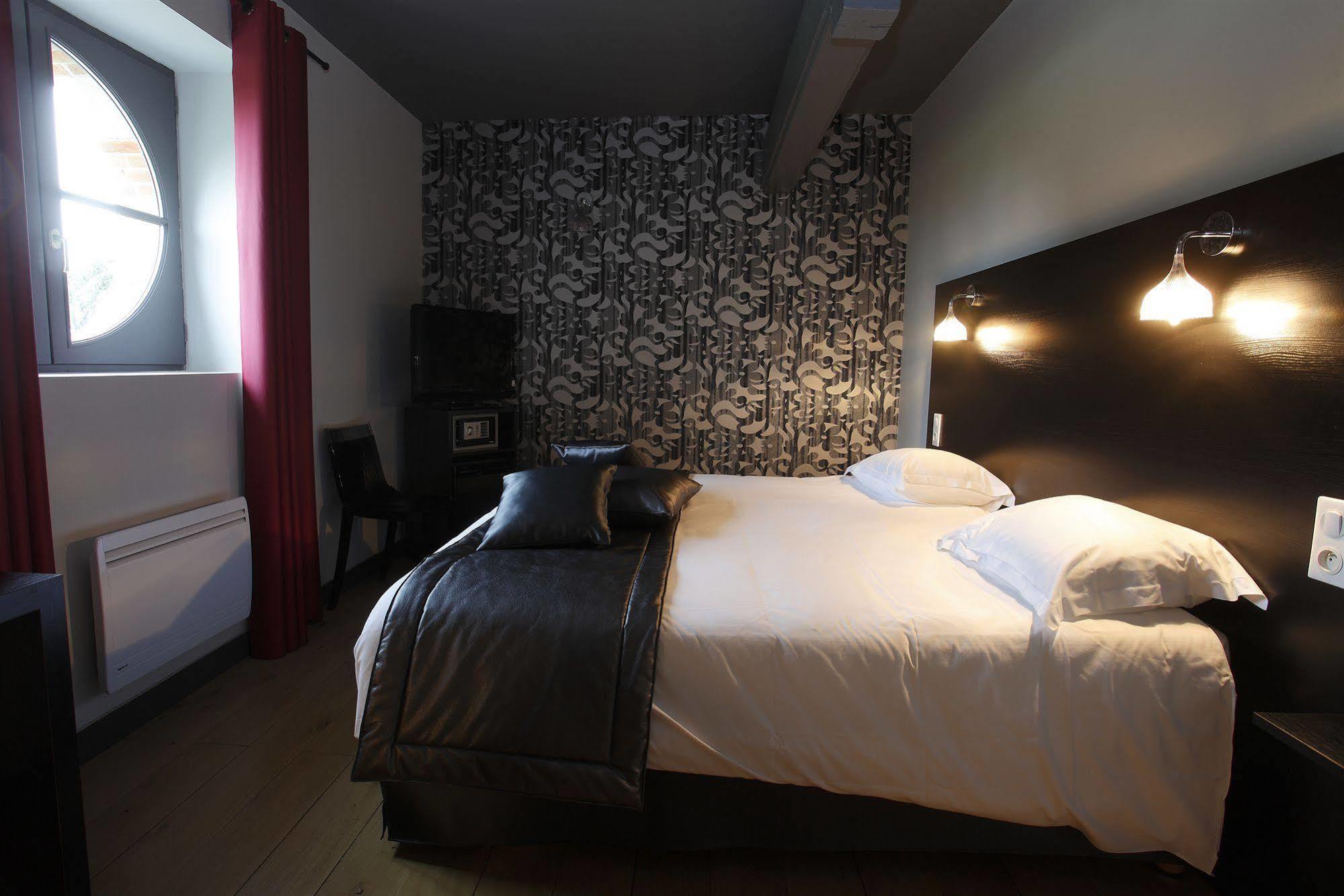 Hotel Château de la Barbinière Saint-Laurent-sur-Sèvre Esterno foto